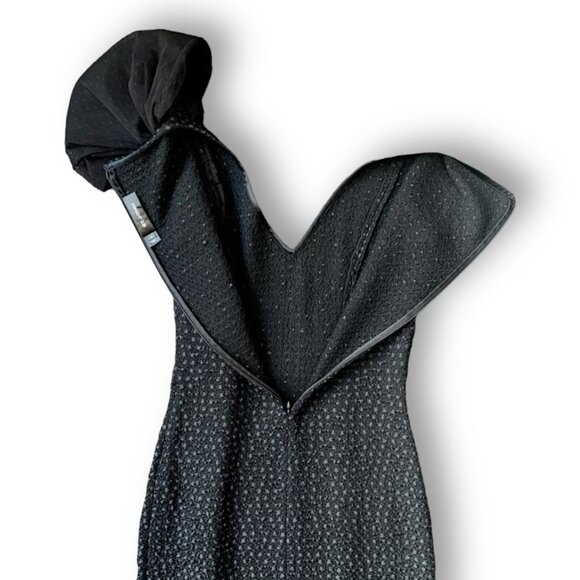 St. John Knit Textured Knit Sheath Dress - Onyx, Size 6, Excellent Condition - Picture 8 of 10